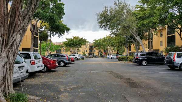 Boca Raton, FL 33431,460 NW 20th ST 103