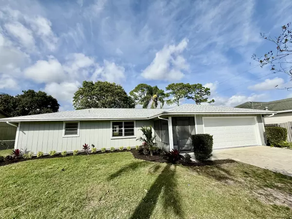 Port Saint Lucie, FL 34983,522 NW Grenada ST