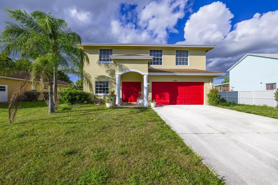981 SW North Globe AVE, Port Saint Lucie, FL 34953