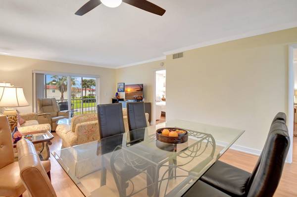 Delray Beach, FL 33446,22 Abbey LN 208