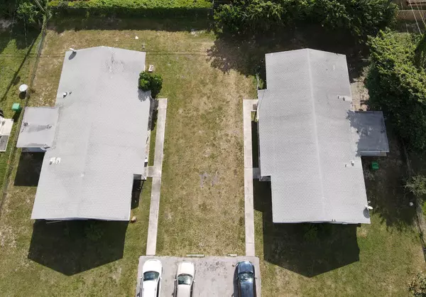 Riviera Beach, FL 33403,451 Silver Beach RD 1