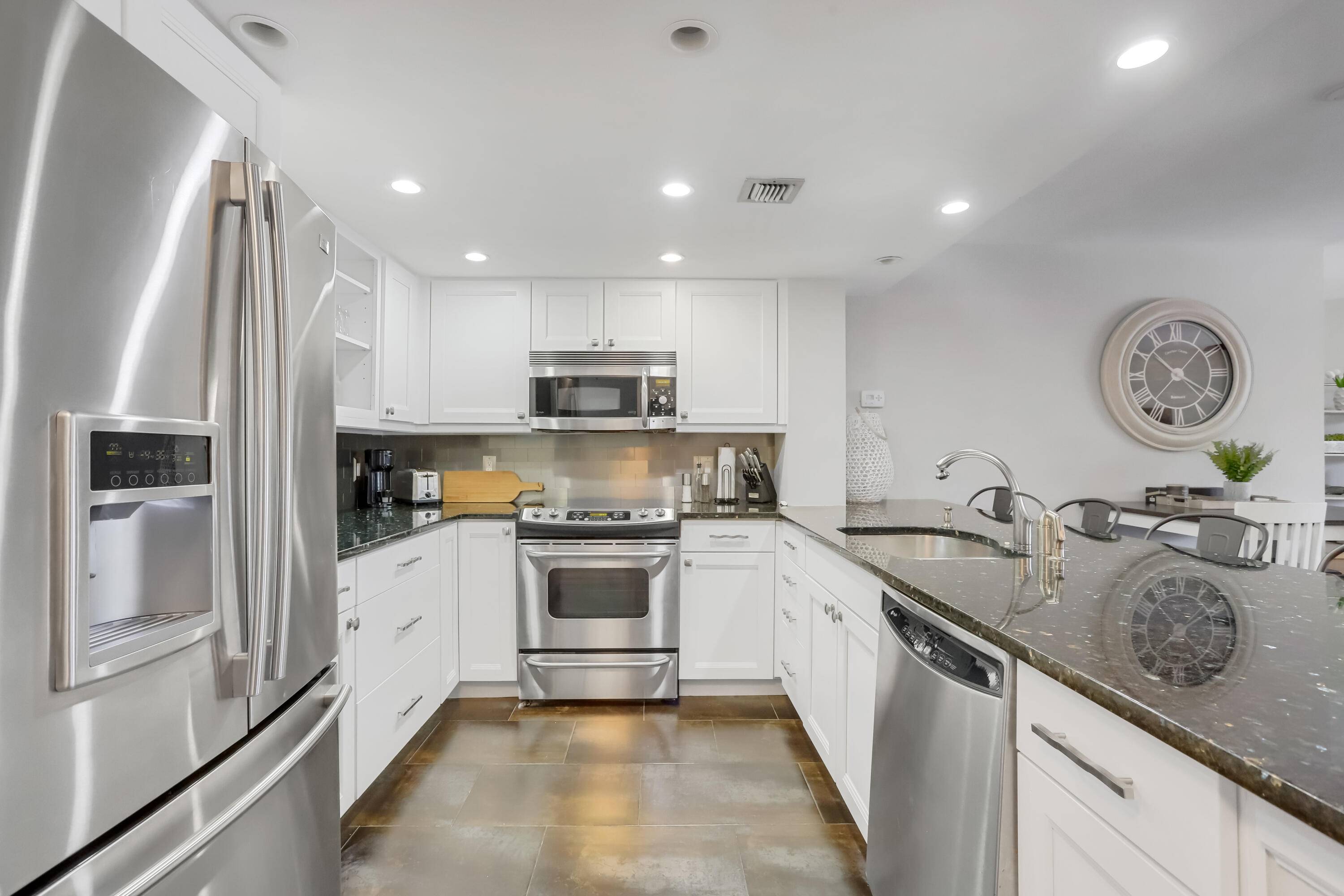 Highland Beach, FL 33487,3912 S Ocean BLVD 108