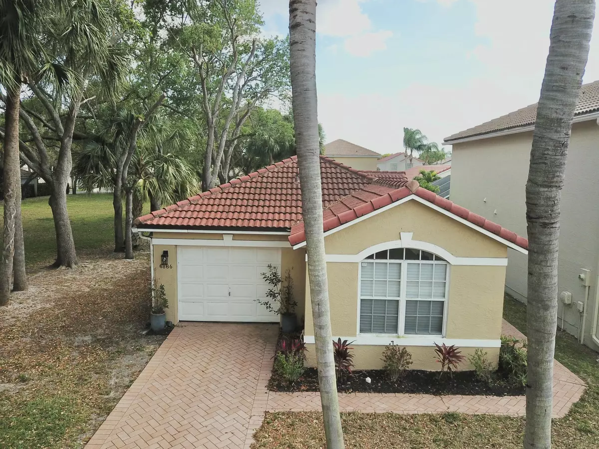 Lake Worth, FL 33467,6866 Long Key ST