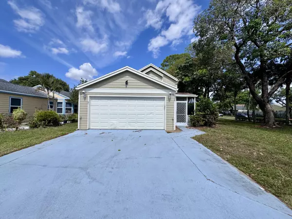 5889 Snowdrop WAY, West Palm Beach, FL 33415