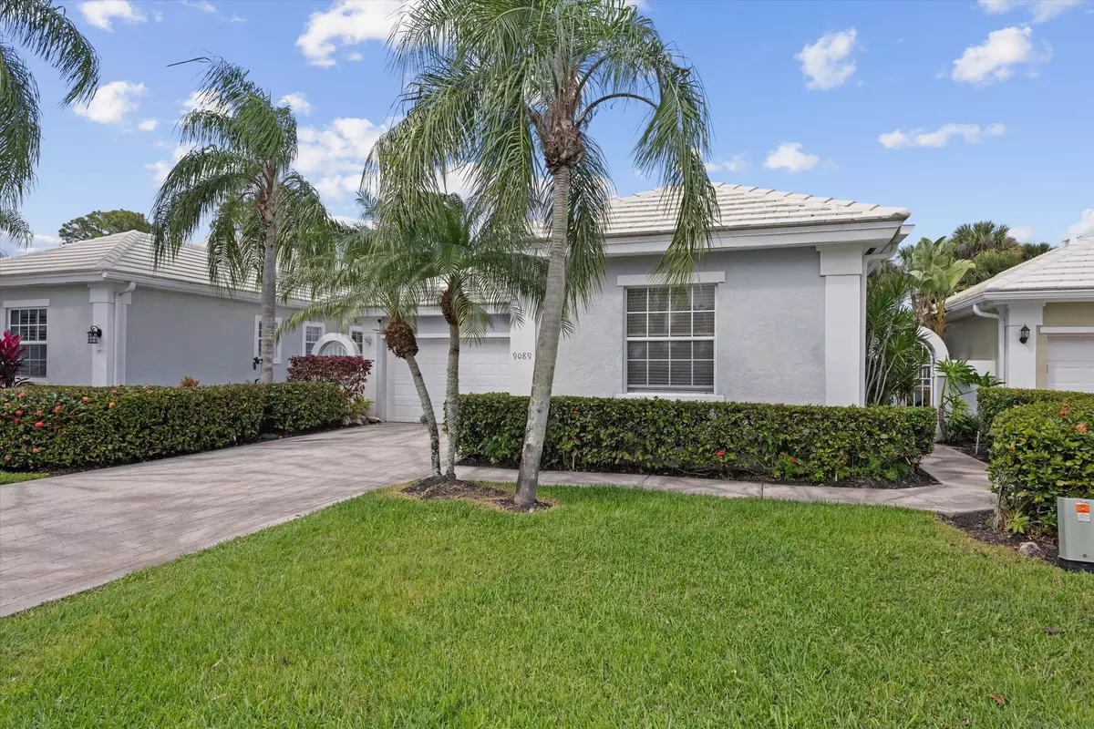 West Palm Beach, FL 33411,9089 Baybury LN
