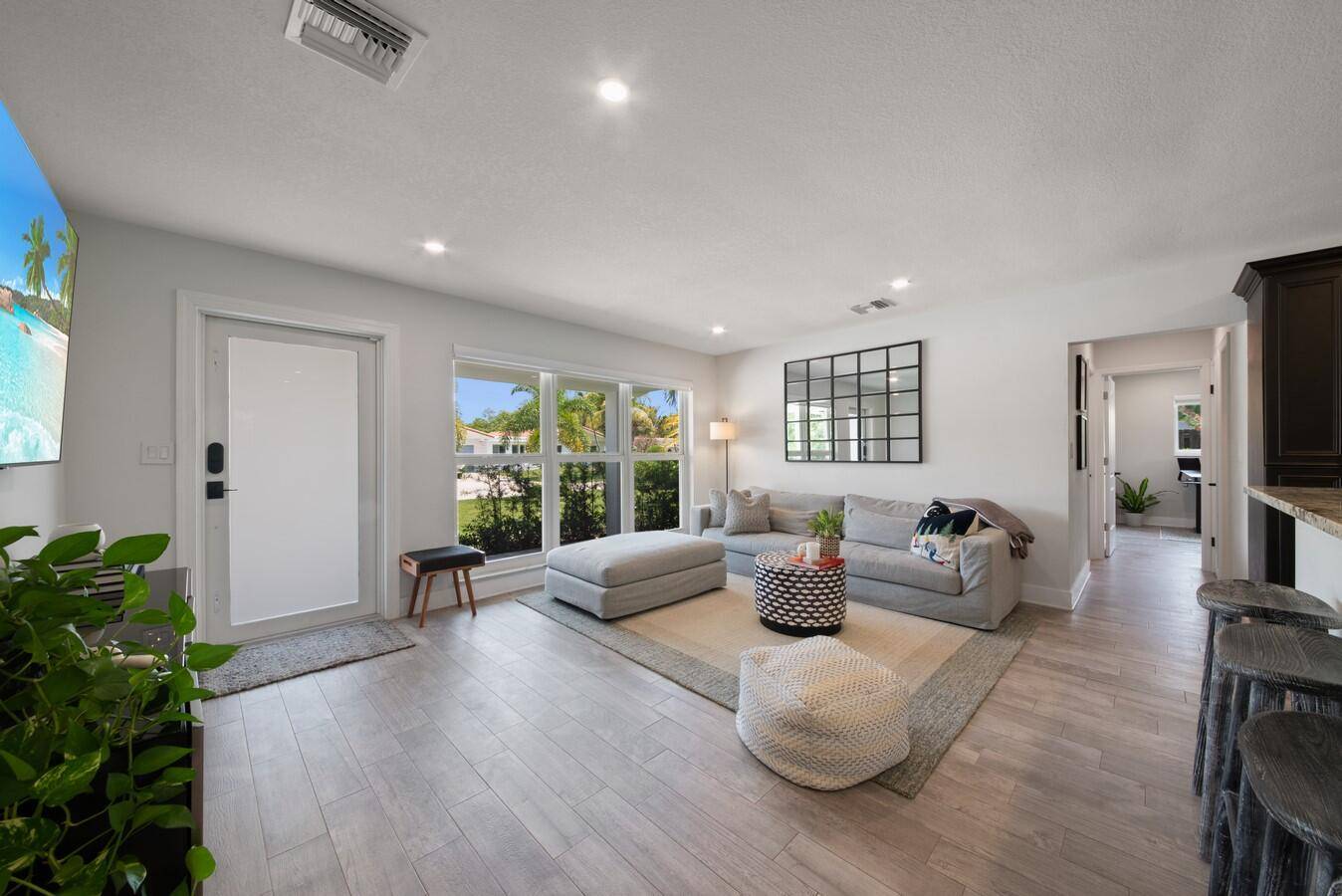 Lighthouse Point, FL 33064,1950 NE 31st CT