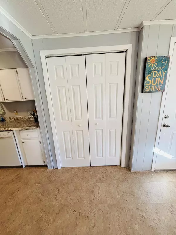 Port Saint Lucie, FL 34952,151 E Caribbean