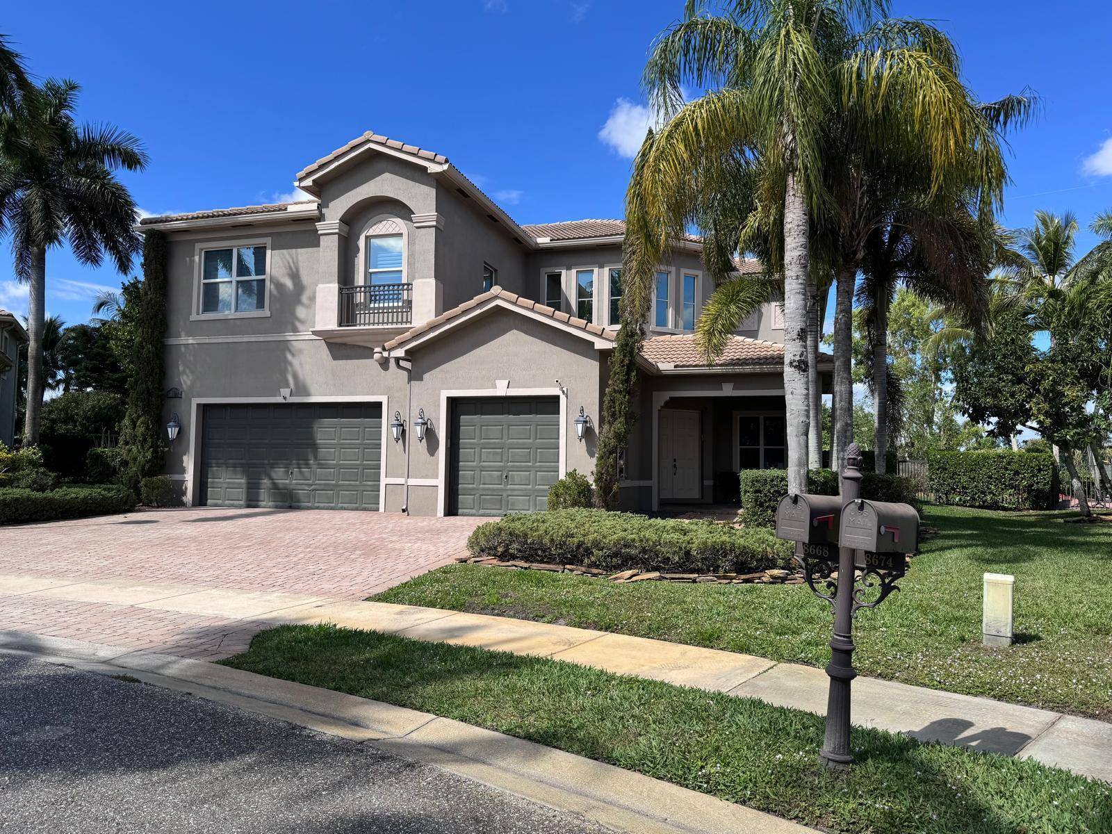 8668 Cobblestone Point CIR, Boynton Beach, FL 33472