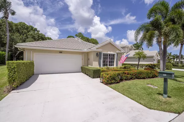 600 Masters WAY, Palm Beach Gardens, FL 33418