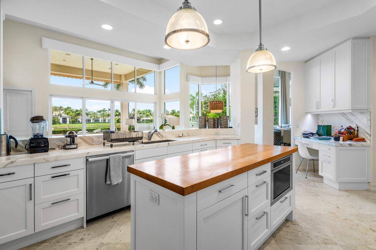 Boca Raton, FL 33496,5849 Windsor TER