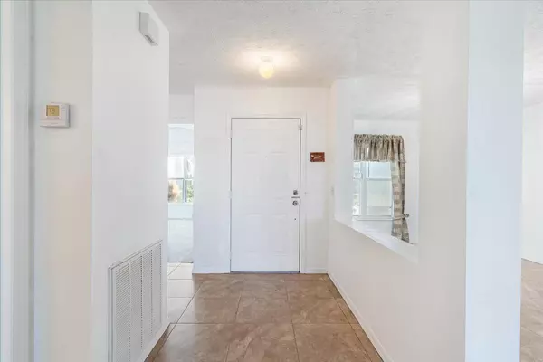 Fort Pierce, FL 34951,6625 Alheli CT