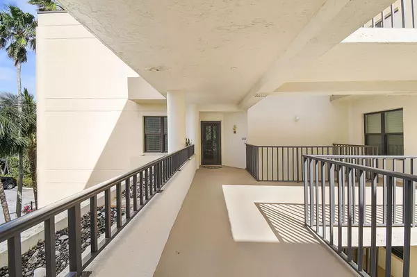 Stuart, FL 34996,221 NE Plantation RD 316