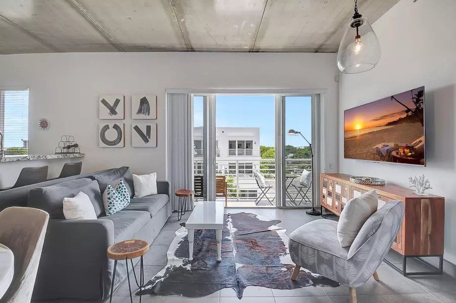 111 SE 2nd ST 402, Delray Beach, FL 33444