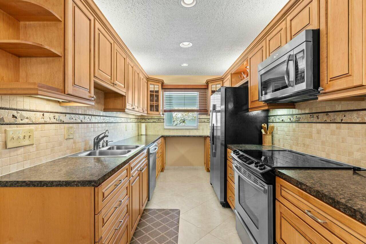 2660 SW 22nd AVE 1210, Delray Beach, FL 33445