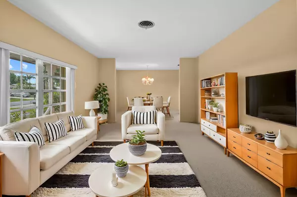 Palm Beach Gardens, FL 33410,4361 S Daffodil CIR