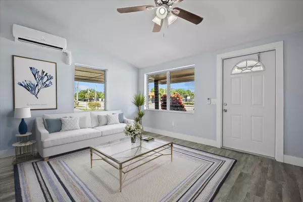 Lake Worth, FL 33463,4740 N 10th AVE