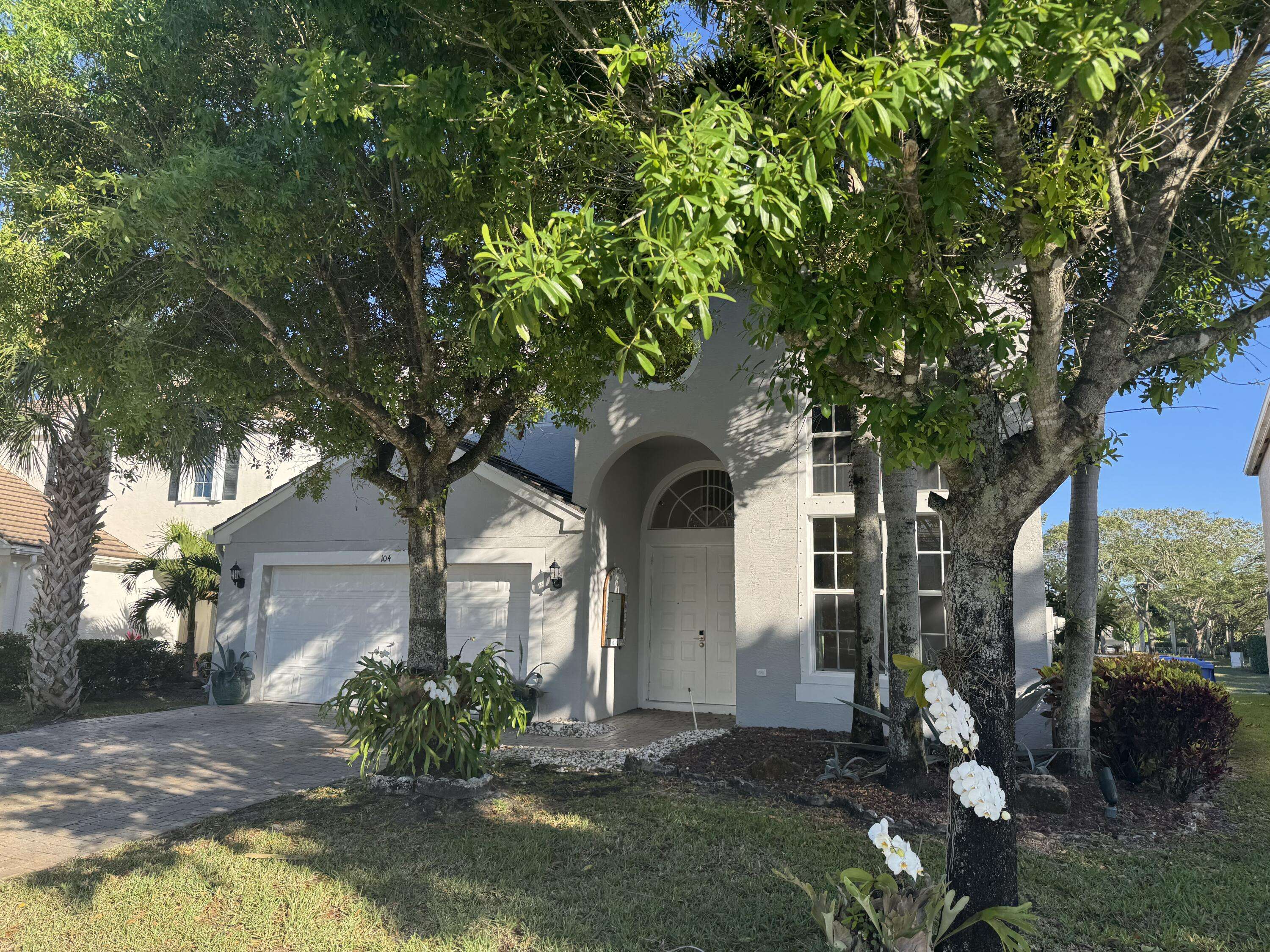 Royal Palm Beach, FL 33414,104 Kensington WAY
