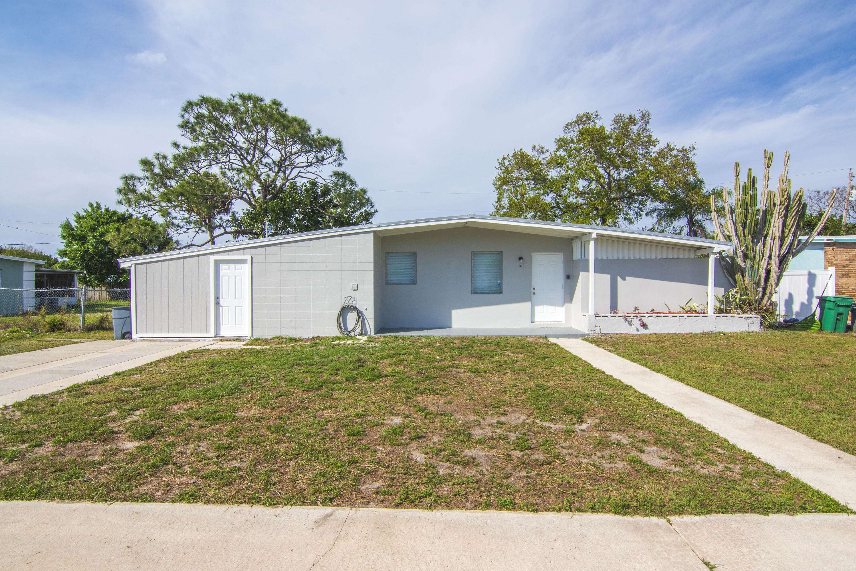 181 SE Bonita CT, Port Saint Lucie, FL 34983