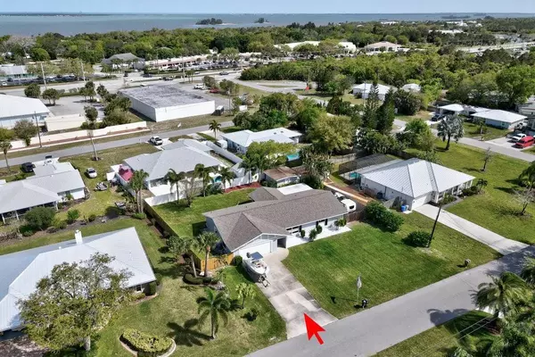 14360 80th AVE, Sebastian, FL 32958