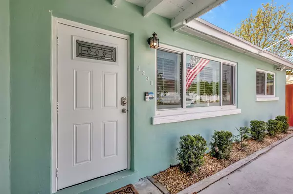 Palm Beach Gardens, FL 33410,4390 N Mary CIR