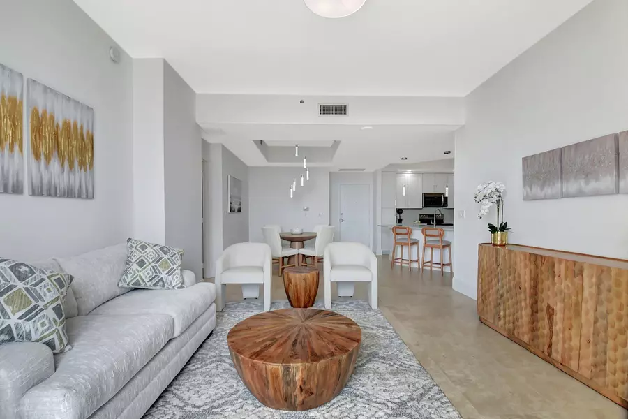801 S Olive AVE 804, West Palm Beach, FL 33401