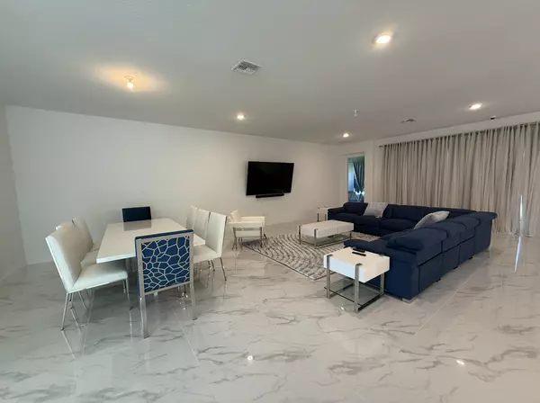 Westlake, FL 33470,5302 Saint Armands WAY