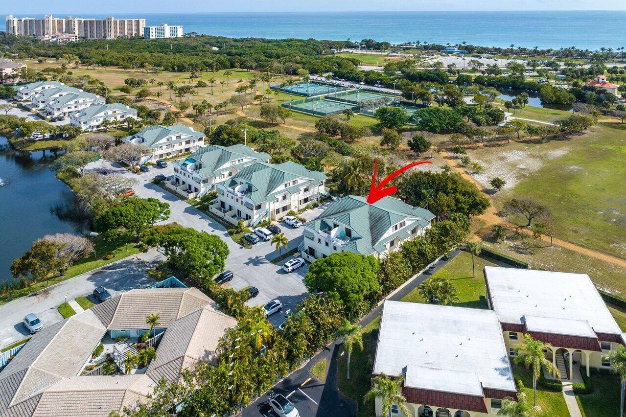 820 S Bella Vista CT 20, Jupiter, FL 33477