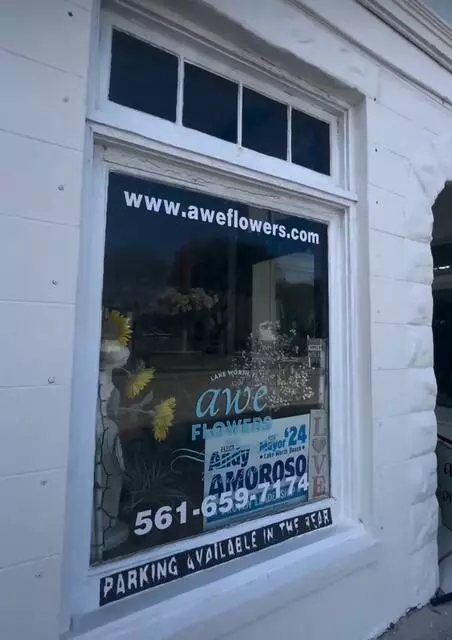 Lake Worth Beach, FL 33460,205 N Federal HWY