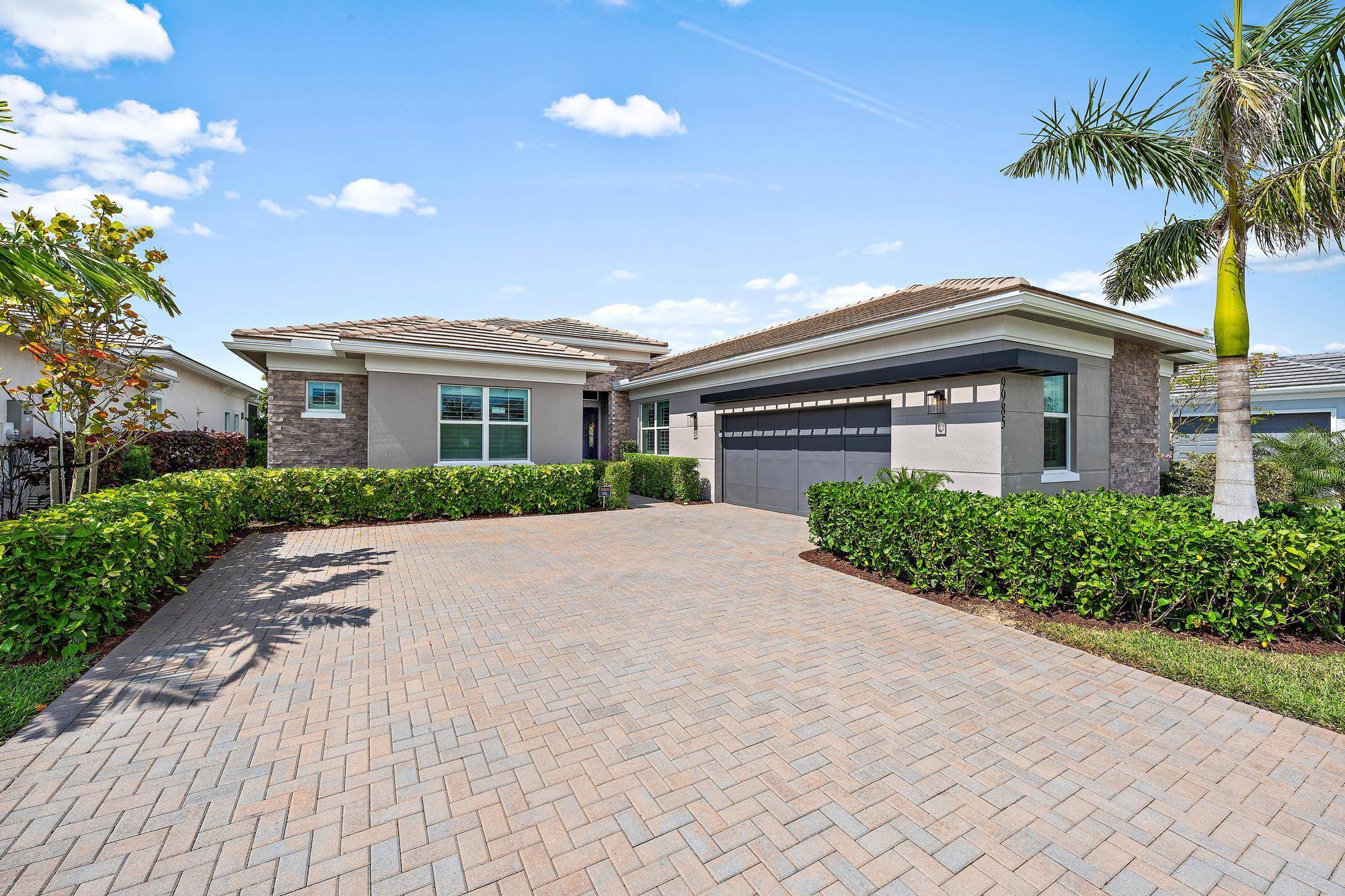 Palm Beach Gardens, FL 33412,9985 Timber Creek WAY