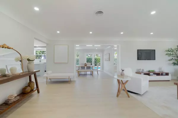 Deerfield Beach, FL 33441,917 SE 16th CT