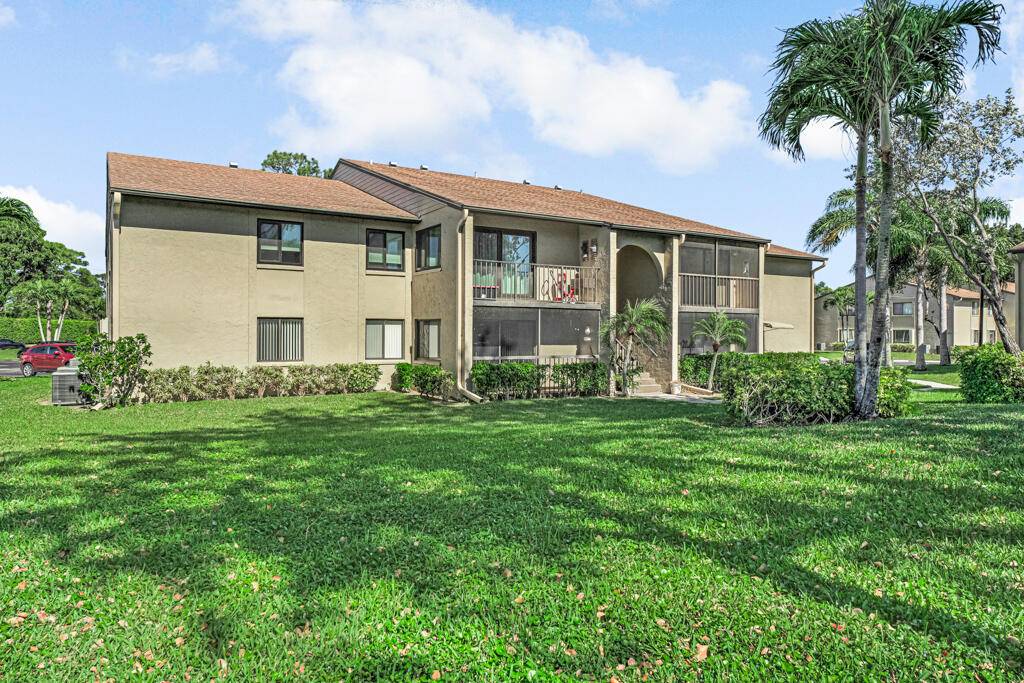 Greenacres, FL 33415,528 Shady Pine WAY B2