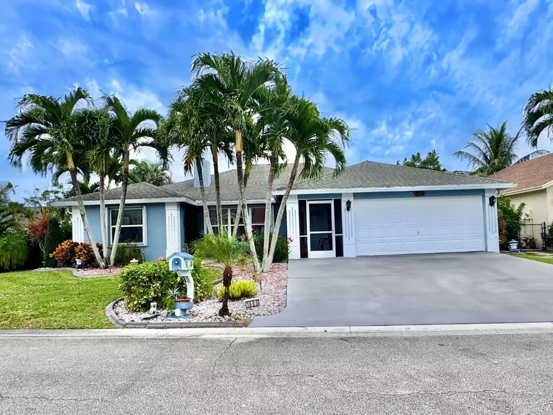 1600 Doral DR, Greenacres, FL 33413