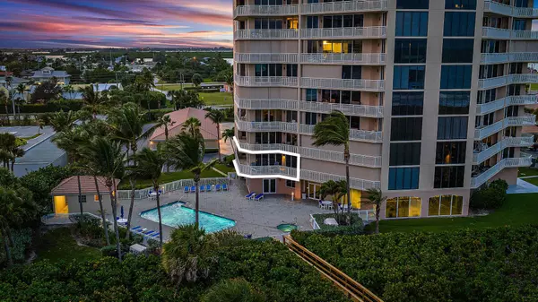 Hutchinson Island, FL 34949,2900 N Highway A1a 2-D