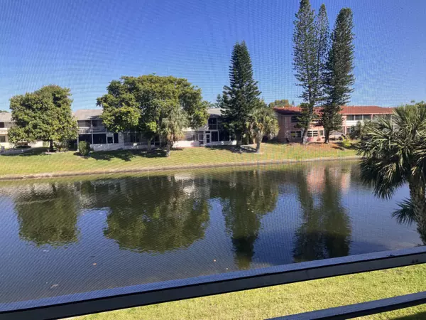 West Palm Beach, FL 33417,251 Dorchester K