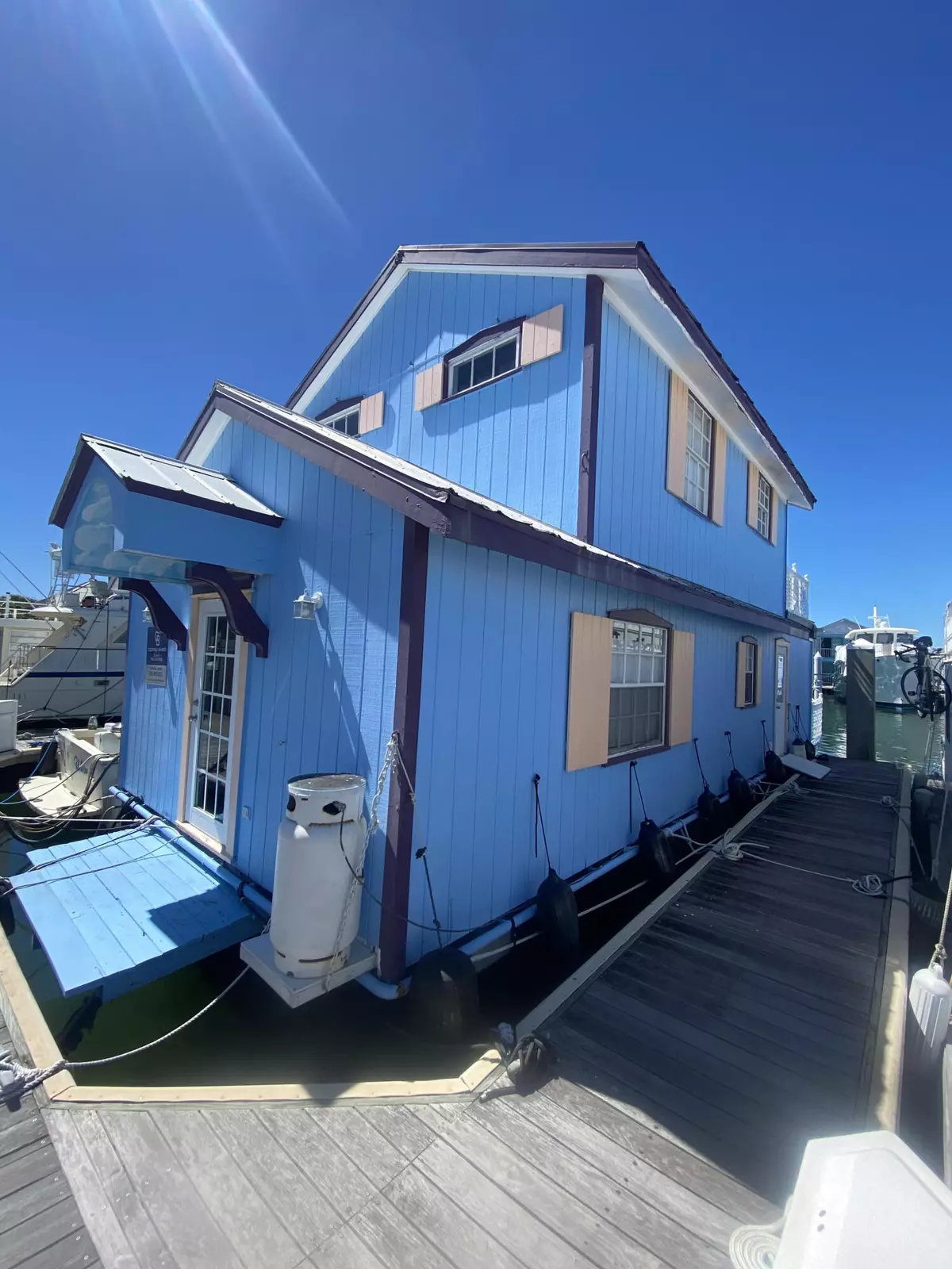 Key West, FL 33040,1801 N N Roosevelt BLVD Marlin 12