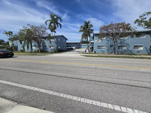 Lake Worth Beach, FL 33460,1829 N A ST 5