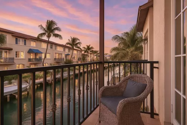 813 Estancia WAY, Boynton Beach, FL 33435