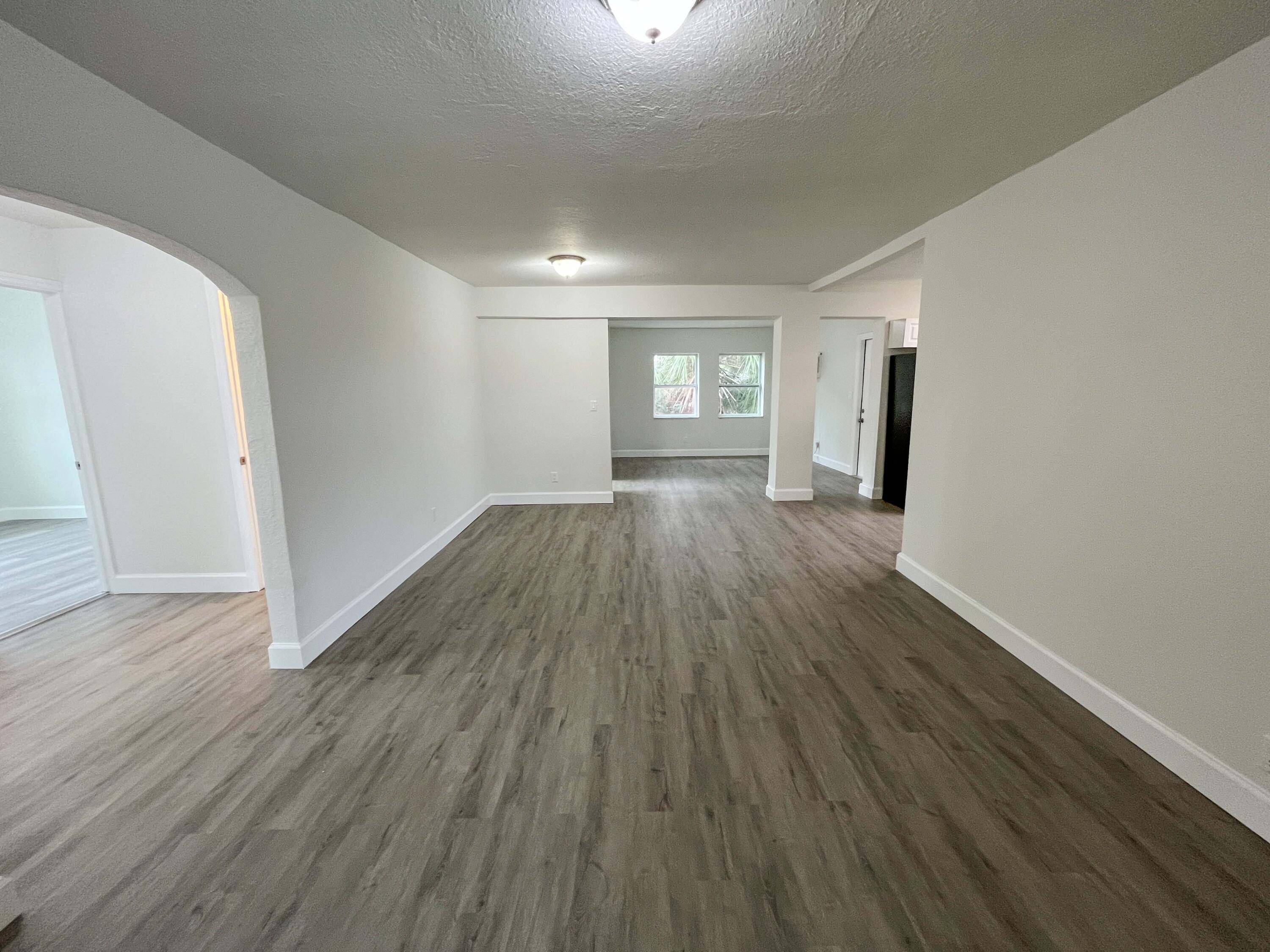 West Palm Beach, FL 33407,4301 Pinewood AVE