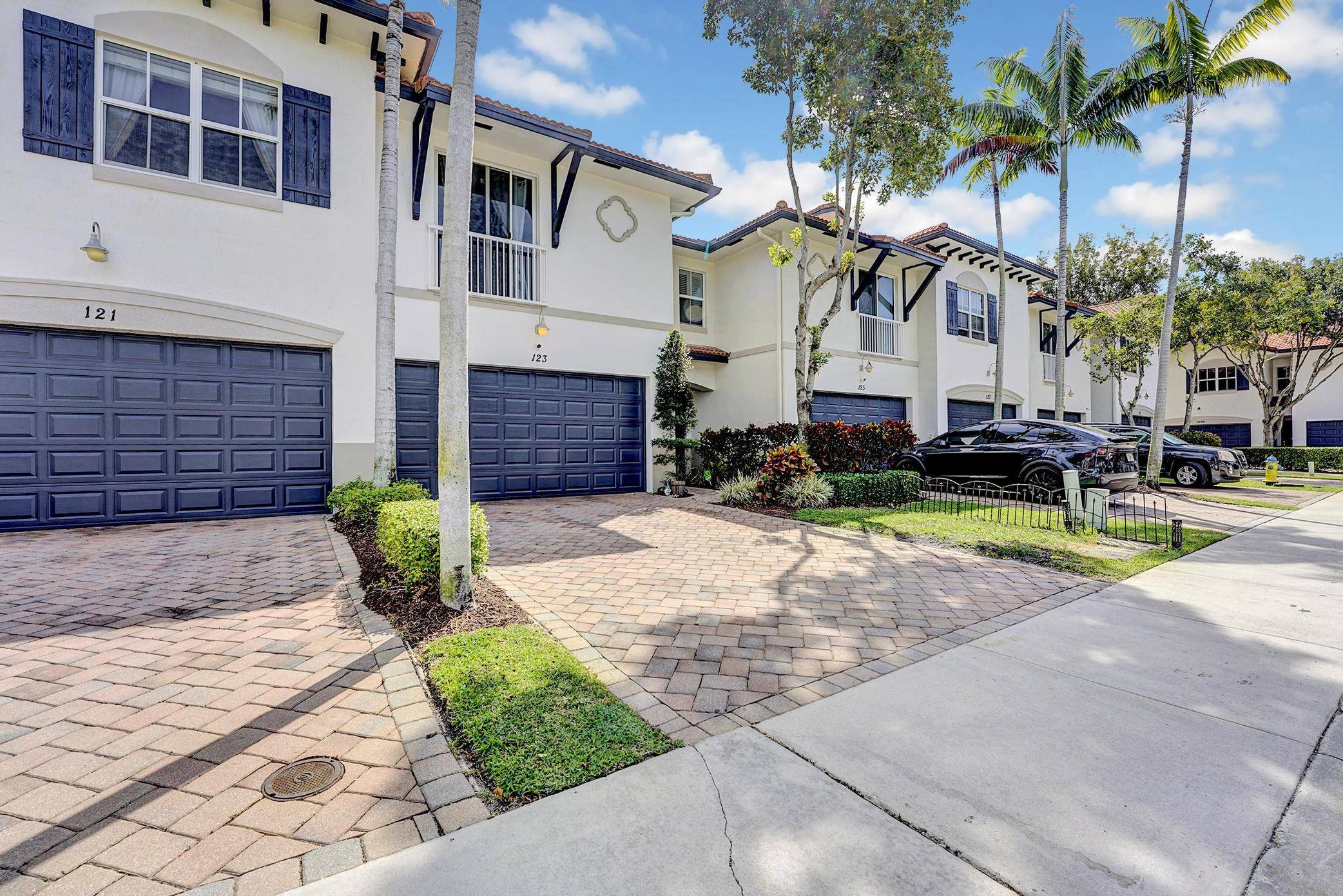 Delray Beach, FL 33445,123 E Prive CIR