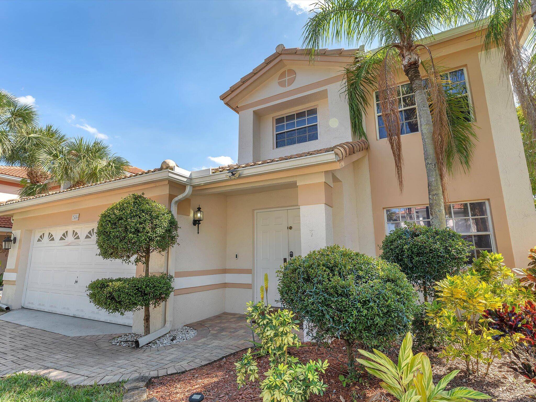 7456 NW 25th ST, Margate, FL 33063