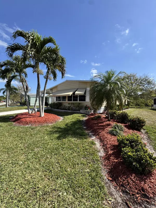 20 Calle De Lagos, Fort Pierce, FL 34951