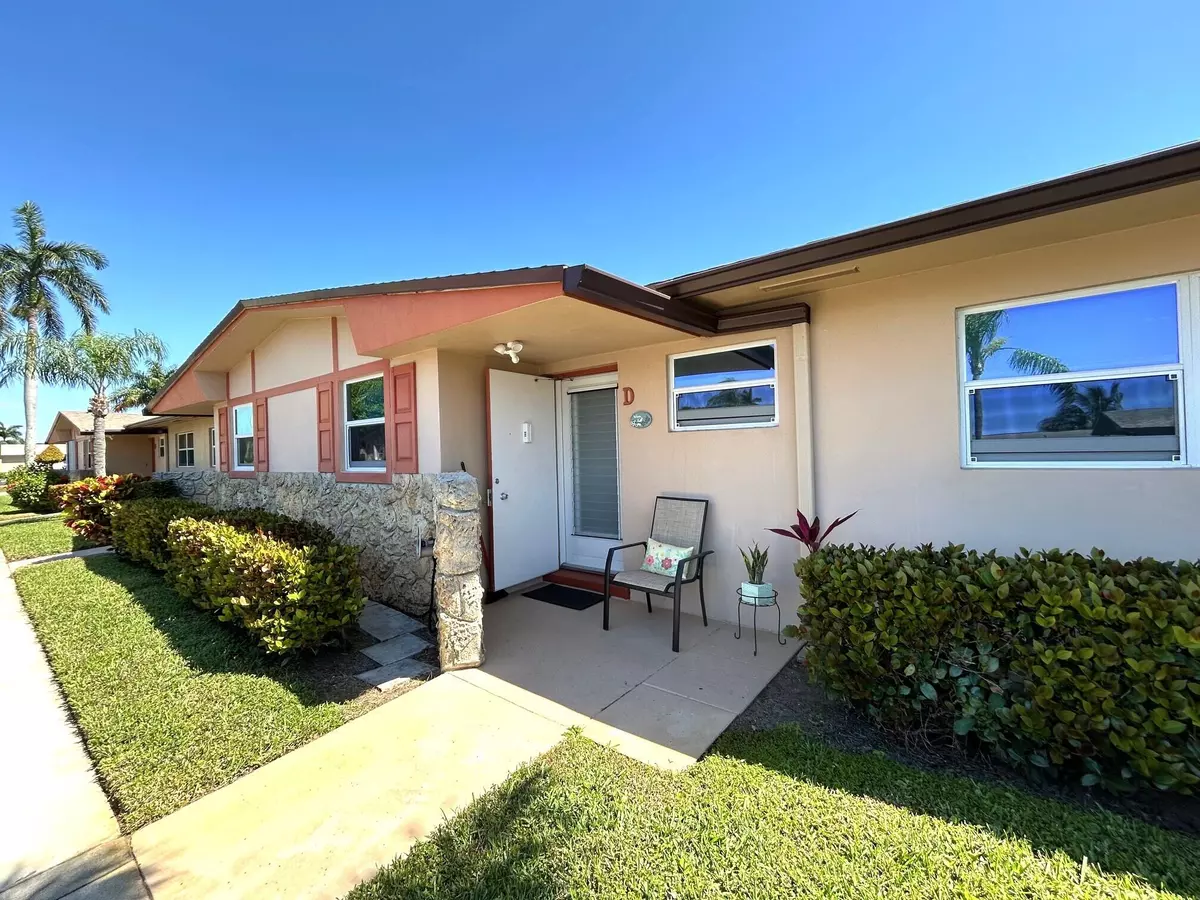 West Palm Beach, FL 33415,2995 W Crosley DR D