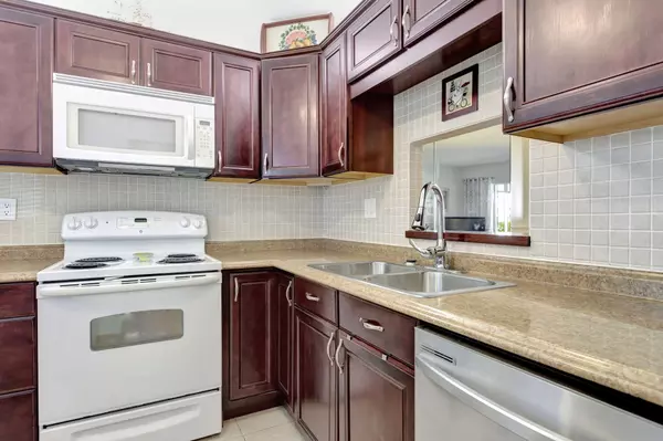 Lauderdale Lakes, FL 33319,3505 NW 48th AVE 416
