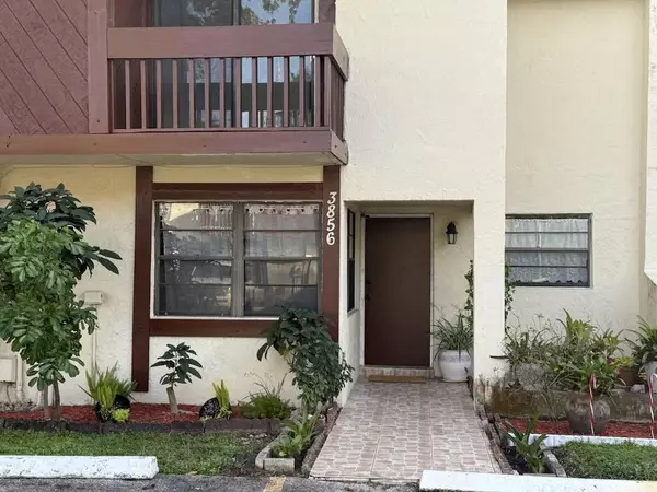3856 SW 52nd AVE, Pembroke Park, FL 33023