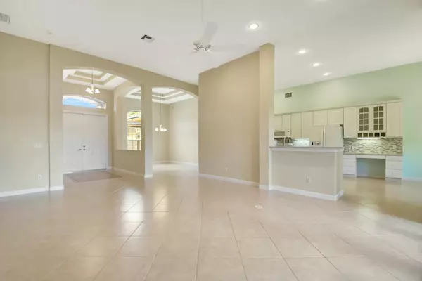 West Palm Beach, FL 33411,9429 Lantern Bay CIR