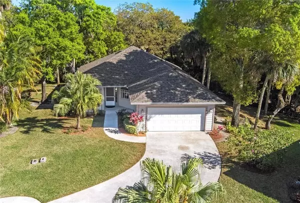 467 Hawthorne LN, Vero Beach, FL 32962