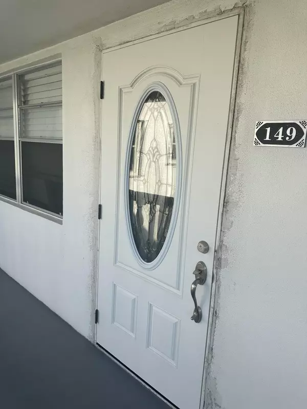 149 Windsor G, West Palm Beach, FL 33417
