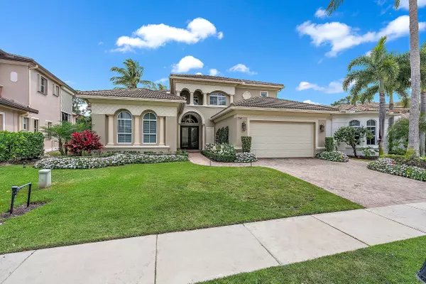 714 Cote Azur DR, Palm Beach Gardens, FL 33410
