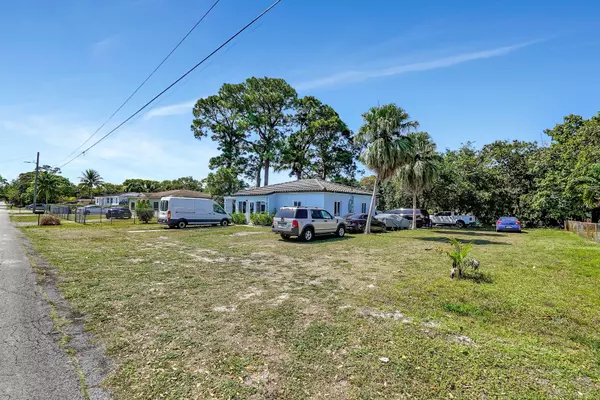 Miami, FL 33167,14900 NW 16th DR