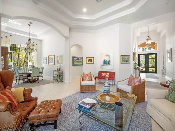 Palm Beach Gardens, FL 33410,802 Floret DR